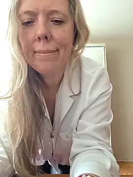 Irina3718 online show from February 1, 2026, 10:57 am