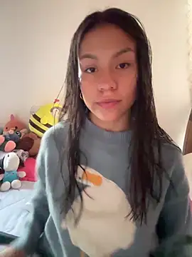 Snapshot of -Selene- chatting on October 10, 2025, 9:26 pm -Selene- online show from October 10, 2025, 9:26 pm