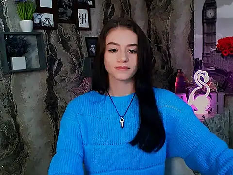 LanaTey online show from October 23, 2025, 1:32 pm