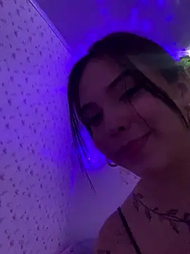 Snapshot of LunaCandy_ chatting on January 7, 2026, 3:17 pm LunaCandy online show from January 7, 2026, 3:17 pm