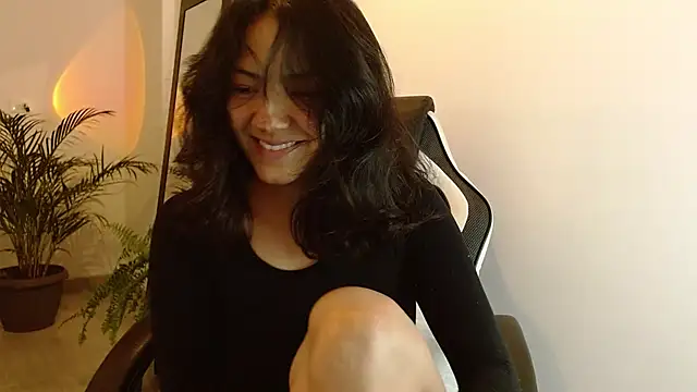Snapshot of Asaray_T chatting on July 8, 2026, 12:35 am Asaray T online show from July 8, 2026, 12:35 am