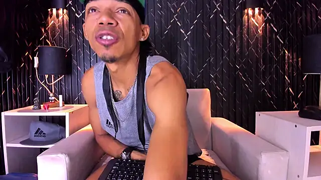 Snapshot of Gregory_Sforza chatting on September 23, 2025, 12:34 pm Gregory Sforza online show from September 23, 2025, 12:34 pm