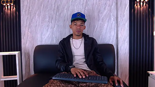 Snapshot of Gregory_Sforza chatting on October 1, 2025, 1:15 pm Gregory Sforza online show from October 1, 2025, 1:15 pm