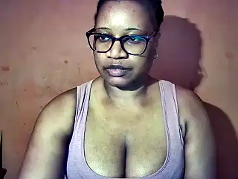 Snapshot of sexyamanda_ chatting on September 12, 2025, 12:11 am sexyamanda online show from September 12, 2025, 12:11 am