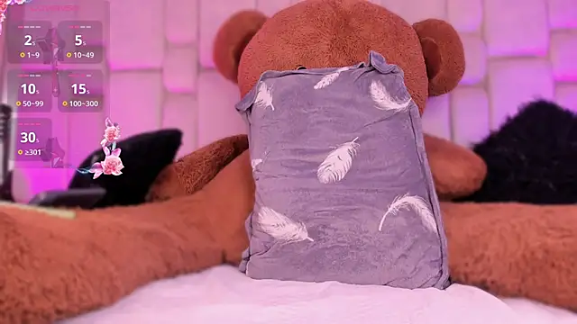 Snapshot of Daia_Ortiz chatting on November 5, 2025, 7:39 pm Daia Ortiz online show from November 5, 2025, 7:39 pm