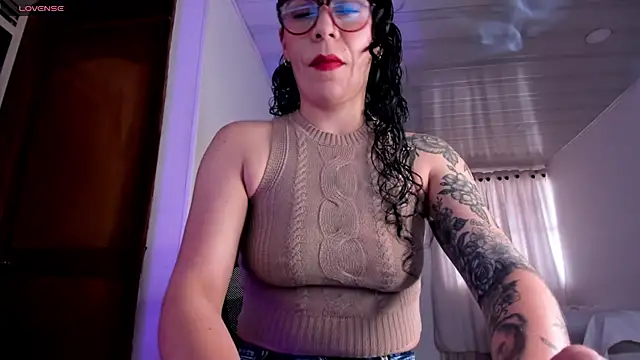 mia velvet1 online show from June 2, 2026, 1:44 pm