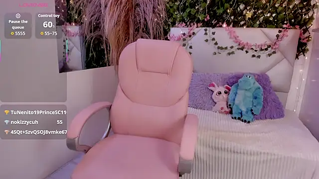 Abby Piink online show from December 13, 2025, 8:04 pm