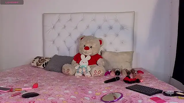 megan stathann online show from April 5, 2026, 11:44 pm