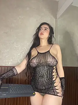 Snapshot of alisonnwalker2025 chatting on February 28, 2026, 1:00 pm alisonnwalker2025 online show from February 28, 2026, 1:00 pm