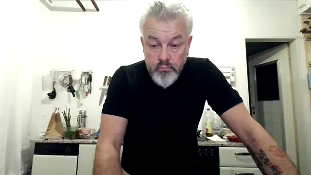 Snapshot of Berg_Boy chatting on January 19, 2026, 5:11 am Berg Boy online show from January 19, 2026, 5:11 am