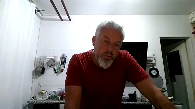 Snapshot of Berg_Boy chatting on April 10, 2026, 4:19 am Berg Boy online show from April 10, 2026, 4:19 am