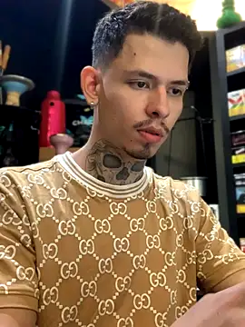 Snapshot of craxybaby chatting on November 5, 2025, 5:38 pm craxybaby online show from November 5, 2025, 5:38 pm