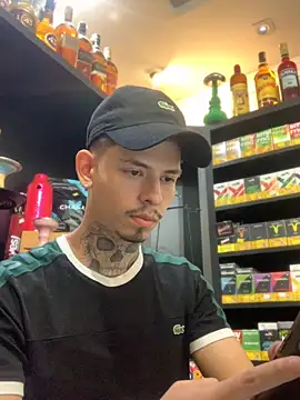 Snapshot of craxybaby chatting on November 8, 2025, 4:21 pm craxybaby online show from November 8, 2025, 4:21 pm