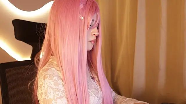 Miyuki wolf online show from March 3, 2026, 8:49 pm