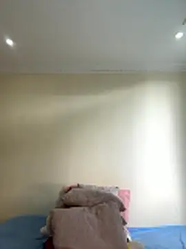 Ivelleee  online show from January 5, 2026, 8:01 pm