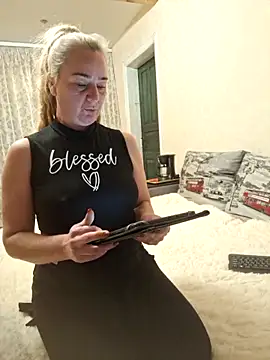 Snapshot of my_Kazka chatting on December 15, 2025, 10:10 am my Kazka online show from December 15, 2025, 10:10 am