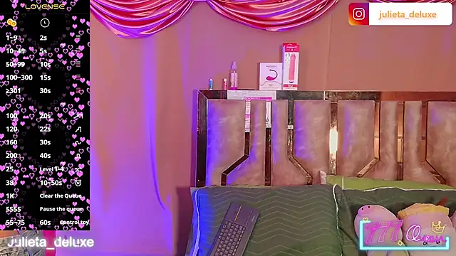 Julieta Deluxe online show from March 20, 2026, 6:53 pm