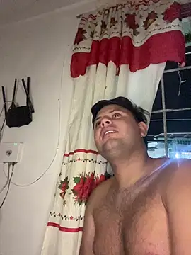 Snapshot of Mr_brian03 chatting on June 28, 2026, 5:25 am Mr brian03 online show from June 28, 2026, 5:25 am