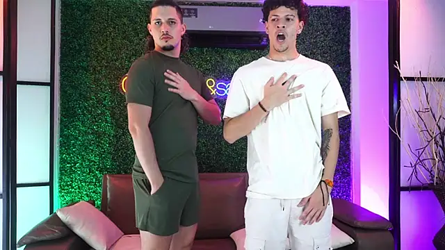 Bait4men online show from April 30, 2026, 8:38 pm