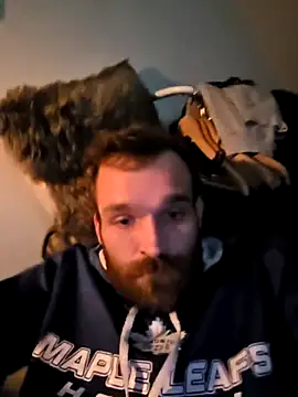 Snapshot of LKC94 chatting on October 24, 2025, 11:37 pm LKC94 online show from October 24, 2025, 11:37 pm