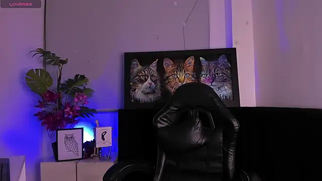 Snapshot of LucasCarterr_ chatting on October 25, 2025, 4:00 am LucasCarterr online show from October 25, 2025, 4:00 am