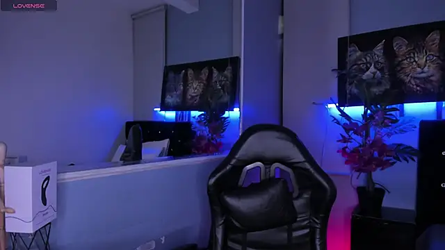 Snapshot of LucasCarterr_ chatting on November 19, 2025, 3:39 am LucasCarterr online show from November 19, 2025, 3:39 am