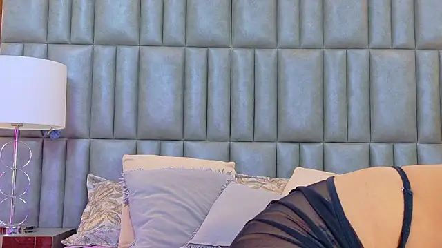 CamilaJohnston online show from May 21, 2026, 8:50 pm
