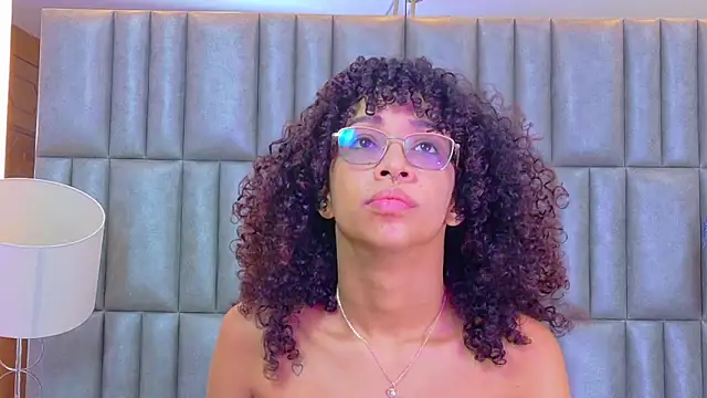 CamilaJohnston online show from April 13, 2026, 7:51 pm