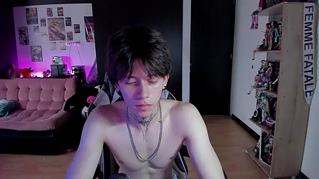 xIce Boy online show from June 3, 2026, 2:33 pm