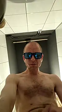 svenpfeifer online show from March 22, 2025, 5:39 am