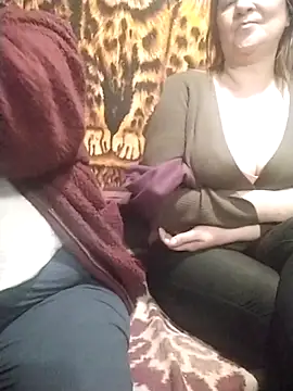 Snapshot of KristinaXDesty chatting on March 15, 2025, 4:43 pm KristinaXDesty online show from March 15, 2025, 4:43 pm