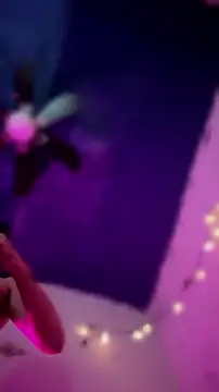 LoganPeny online show from April 15, 2026, 4:40 am