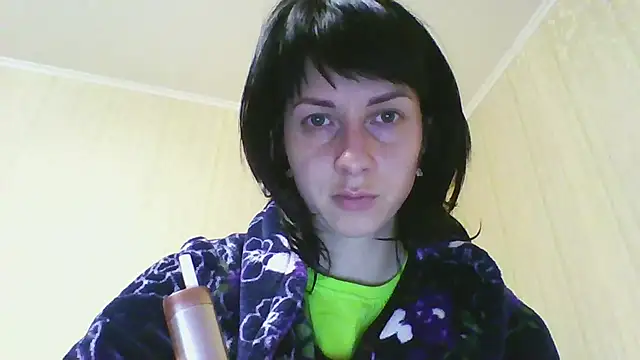 Snapshot of _Black-Panther_ chatting on November 7, 2025, 8:13 pm Black-Panther online show from November 7, 2025, 8:13 pm