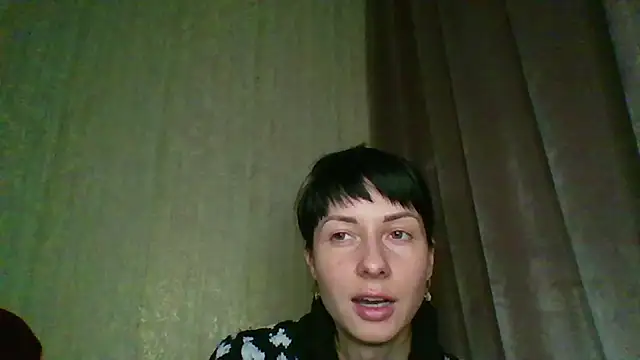 Snapshot of _Black-Panther_ chatting on November 11, 2025, 3:07 pm Black-Panther online show from November 11, 2025, 3:07 pm