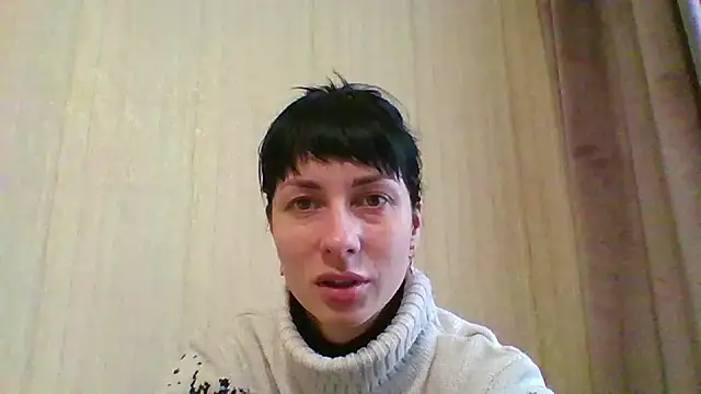 Snapshot of _Black-Panther_ chatting on November 8, 2025, 9:24 am Black-Panther online show from November 8, 2025, 9:24 am