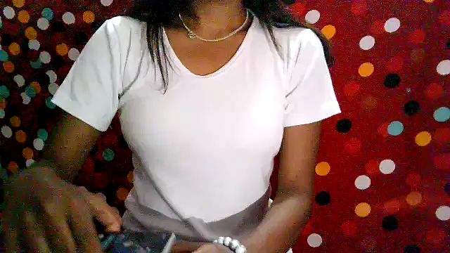 LAYLA 600 online show from November 5, 2025, 10:40 am