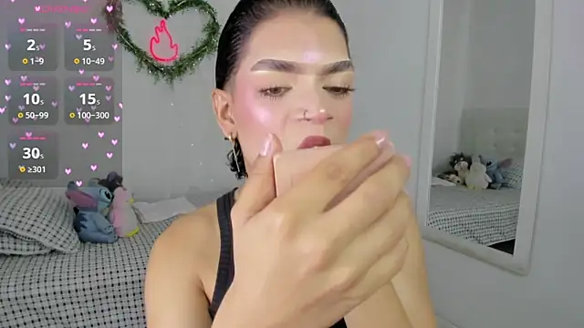 Brithanycullen online show from April 16, 2026, 12:22 am