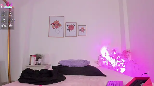 alana 111 online show from November 18, 2025, 3:54 am