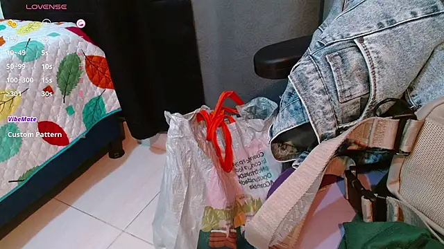 Snapshot of Allison_star1 chatting on November 20, 2025, 1:01 pm Allison star1 online show from November 20, 2025, 1:01 pm