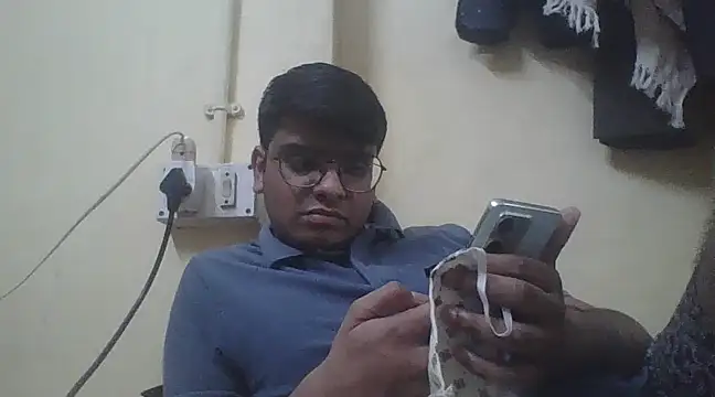 sutfvkii online show from March 20, 2025, 3:58 pm