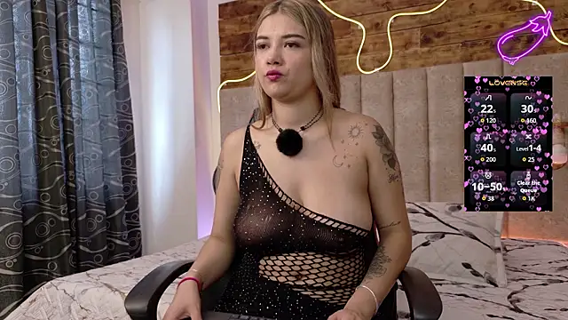 Snapshot of natasha__black chatting on February 20, 2026, 7:27 pm natasha black online show from February 20, 2026, 7:27 pm