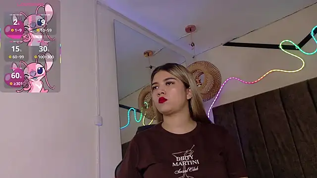 Snapshot of natasha__black chatting on December 1, 2025, 7:37 pm natasha black online show from December 1, 2025, 7:37 pm