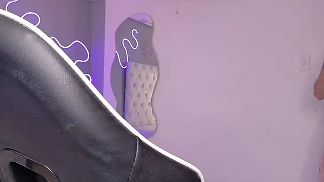 Snapshot of natasha__black chatting on January 11, 2026, 8:05 pm natasha black online show from January 11, 2026, 8:05 pm