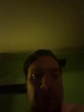 Snapshot of YoungTopGuy chatting on January 31, 2026, 10:08 pm YoungTopGuy online show from January 31, 2026, 10:08 pm