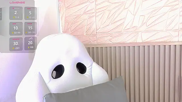 Snapshot of Gaviluc_ chatting on November 11, 2025, 10:32 am Gaviluc online show from November 11, 2025, 10:32 am