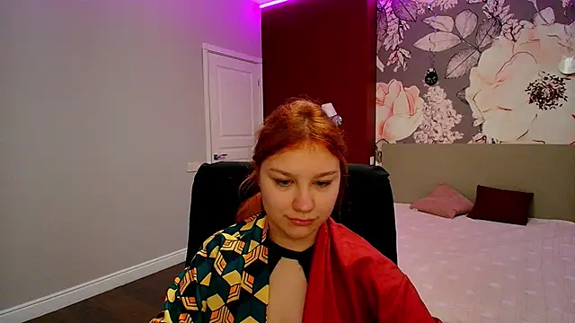 AngelinaLow online show from April 4, 2026, 5:36 am