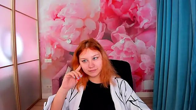 AngelinaLow online show from March 31, 2026, 1:02 pm