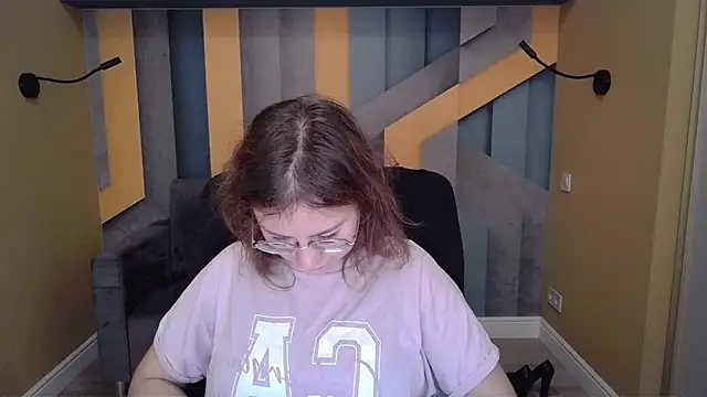 Snapshot of AngelinaLow chatting on November 23, 2025, 6:23 am AngelinaLow online show from November 23, 2025, 6:23 am