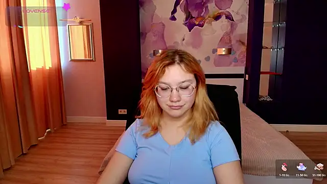 AngelinaLow online show from February 3, 2026, 12:32 pm