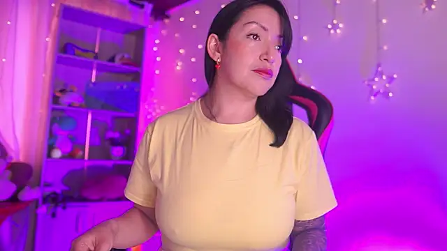 Madison Mayer online show from April 20, 2026, 12:52 pm